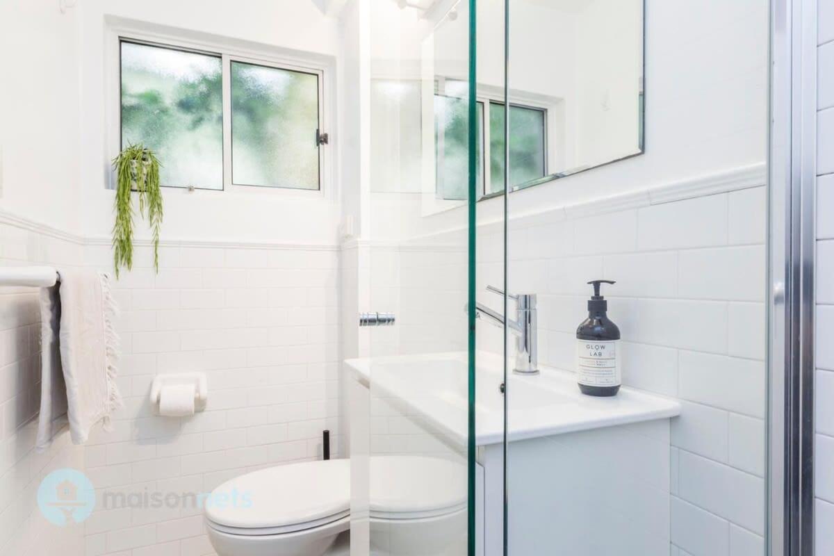 1 Bdrm Manly Beachside Apt With Parking Sydney Exterior photo